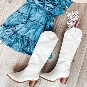 Billini boots - size 8